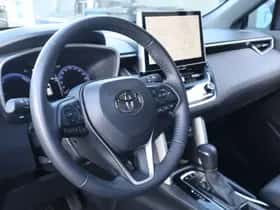 Toyota Corolla (2024) thumbnail 6