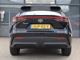 Toyota bZ4X (2025) thumbnail 5