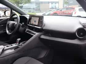 Toyota C-HR (2025) thumbnail 16