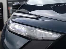 Toyota C-HR (2025) thumbnail 31