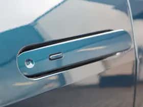 Toyota C-HR (2025) thumbnail 37