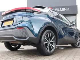 Toyota C-HR (2025) thumbnail 39
