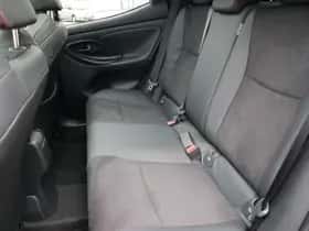 Toyota Yaris (2025) thumbnail 25