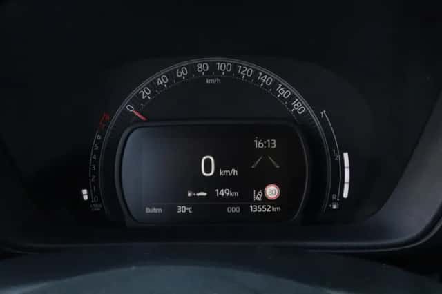 Toyota Aygo X (2023) thumbnail 6