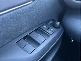 Toyota Yaris Cross (2021) thumbnail 9