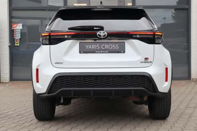 Toyota Yaris Cross (2023) thumbnail 4