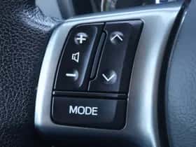 Toyota Yaris (2016) thumbnail 22