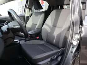 Toyota Yaris (2023) thumbnail 13