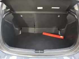 Toyota Yaris (2023) thumbnail 19