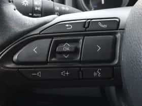 Toyota Yaris (2023) thumbnail 23