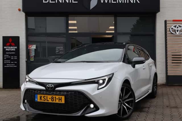 Toyota Corolla (2025) thumbnail 1