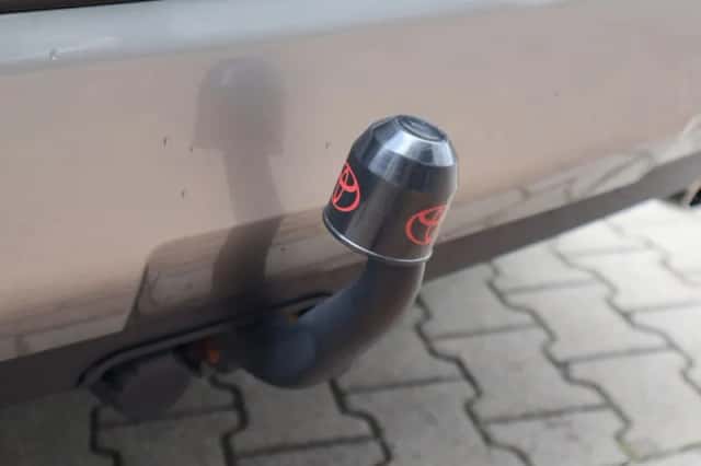 Toyota RAV4 (2022) thumbnail 6