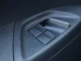 Toyota Aygo (2018) thumbnail 14