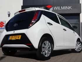 Toyota Aygo (2018) thumbnail 23