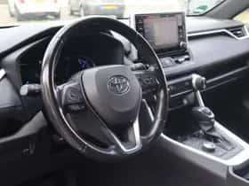 Toyota RAV4 (2019) thumbnail 6