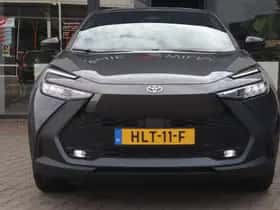 Toyota C-HR (2025) thumbnail 4