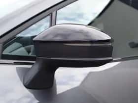 Toyota C-HR (2025) thumbnail 39