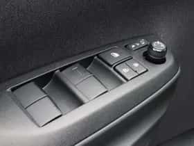 Toyota Yaris Cross (2024) thumbnail 21