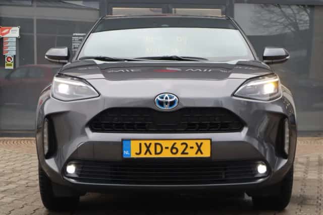 Toyota Yaris Cross (2024) thumbnail 4