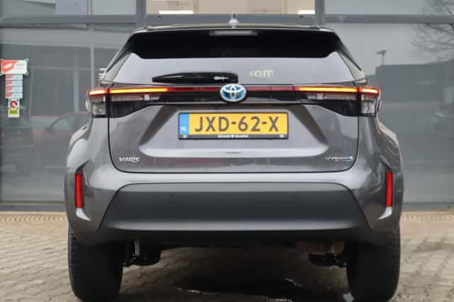 Toyota Yaris Cross (2024) thumbnail 5