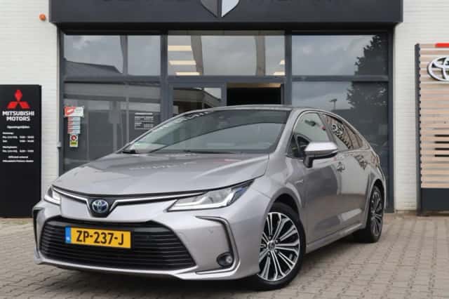 Toyota Corolla (2019) thumbnail 1