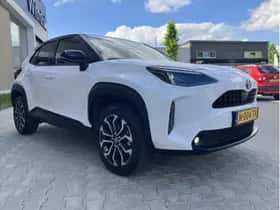 Toyota Yaris Cross (2022) thumbnail 2