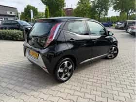Toyota Aygo (2015) thumbnail 6