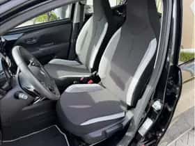 Toyota Aygo (2015) thumbnail 10