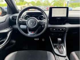 Toyota Yaris (2024) thumbnail 11