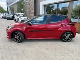 Toyota Yaris (2024) thumbnail 4
