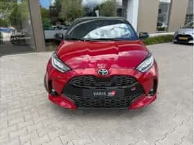 Toyota Yaris (2024) thumbnail 5