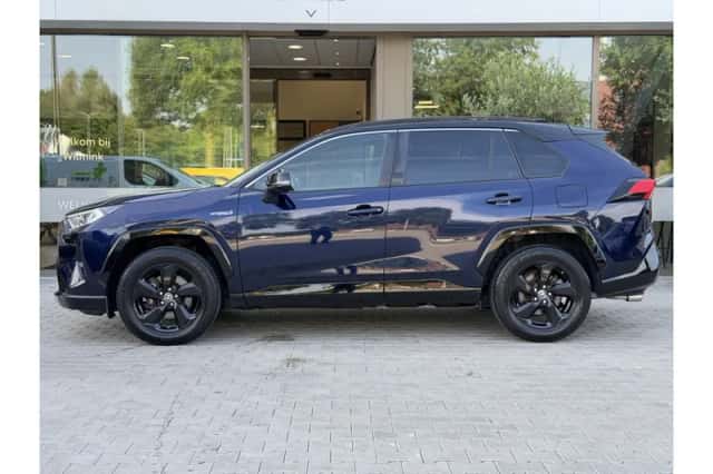 Toyota RAV4 (2020) thumbnail 4