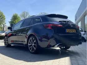 Toyota Corolla (2024) thumbnail 3