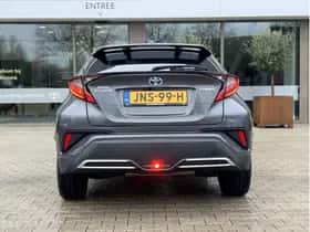 Toyota C-HR (2020) thumbnail 3