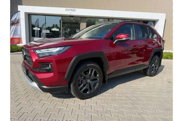 Toyota RAV4 (2022) thumbnail 1