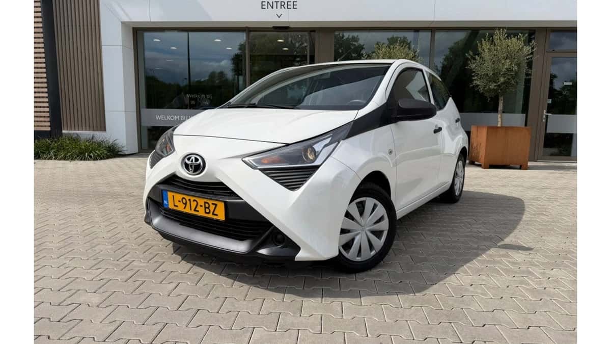 Toyota Aygo (2021) — foto 1