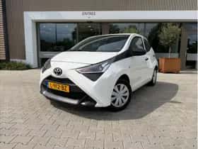 Toyota Aygo (2021) thumbnail 1
