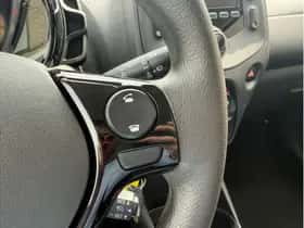 Toyota Aygo (2021) thumbnail 21