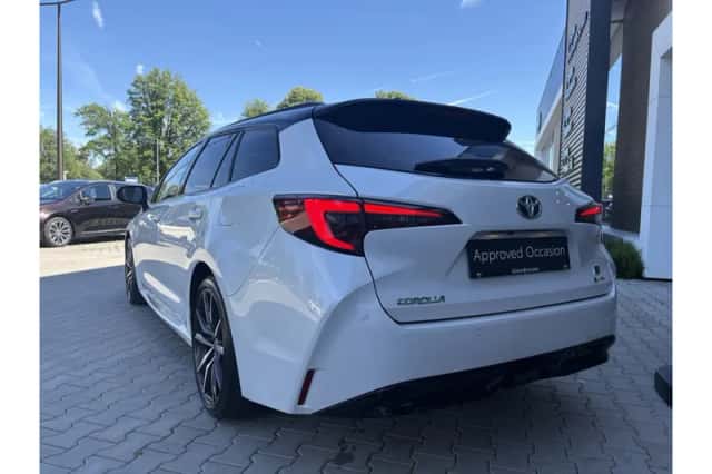 Toyota Corolla (2025) thumbnail 3