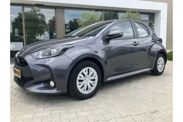 Toyota Yaris (2022) thumbnail 1