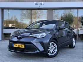 Toyota C-HR (2023) thumbnail 1