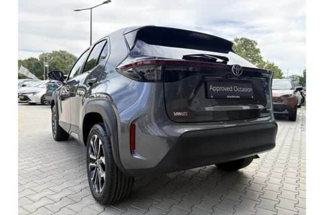 Toyota Yaris Cross (2025) thumbnail 3