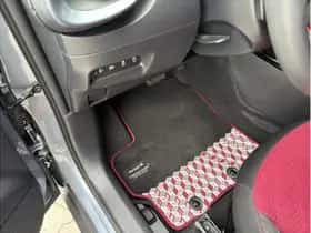 Toyota Aygo X (2024) thumbnail 13