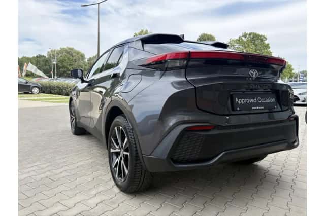 Toyota C-HR (2025) thumbnail 4