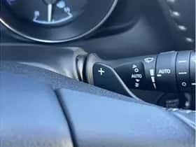 Toyota Auris (2017) thumbnail 15