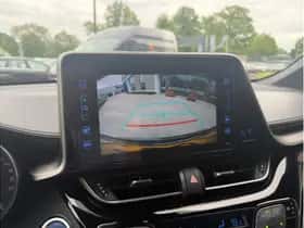 Toyota C-HR (2019) thumbnail 24
