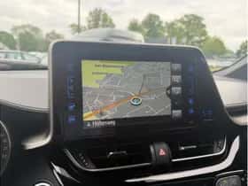 Toyota C-HR (2019) thumbnail 25