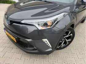 Toyota C-HR (2019) thumbnail 33