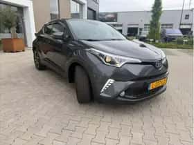 Toyota C-HR (2019) thumbnail 5