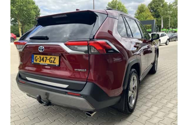 Toyota RAV4 (2019) thumbnail 5